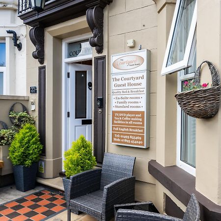 The Courtyard Guest House Great Yarmouth Eksteriør billede