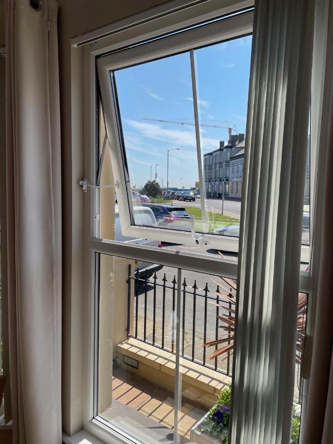 The Courtyard Guest House Great Yarmouth Eksteriør billede