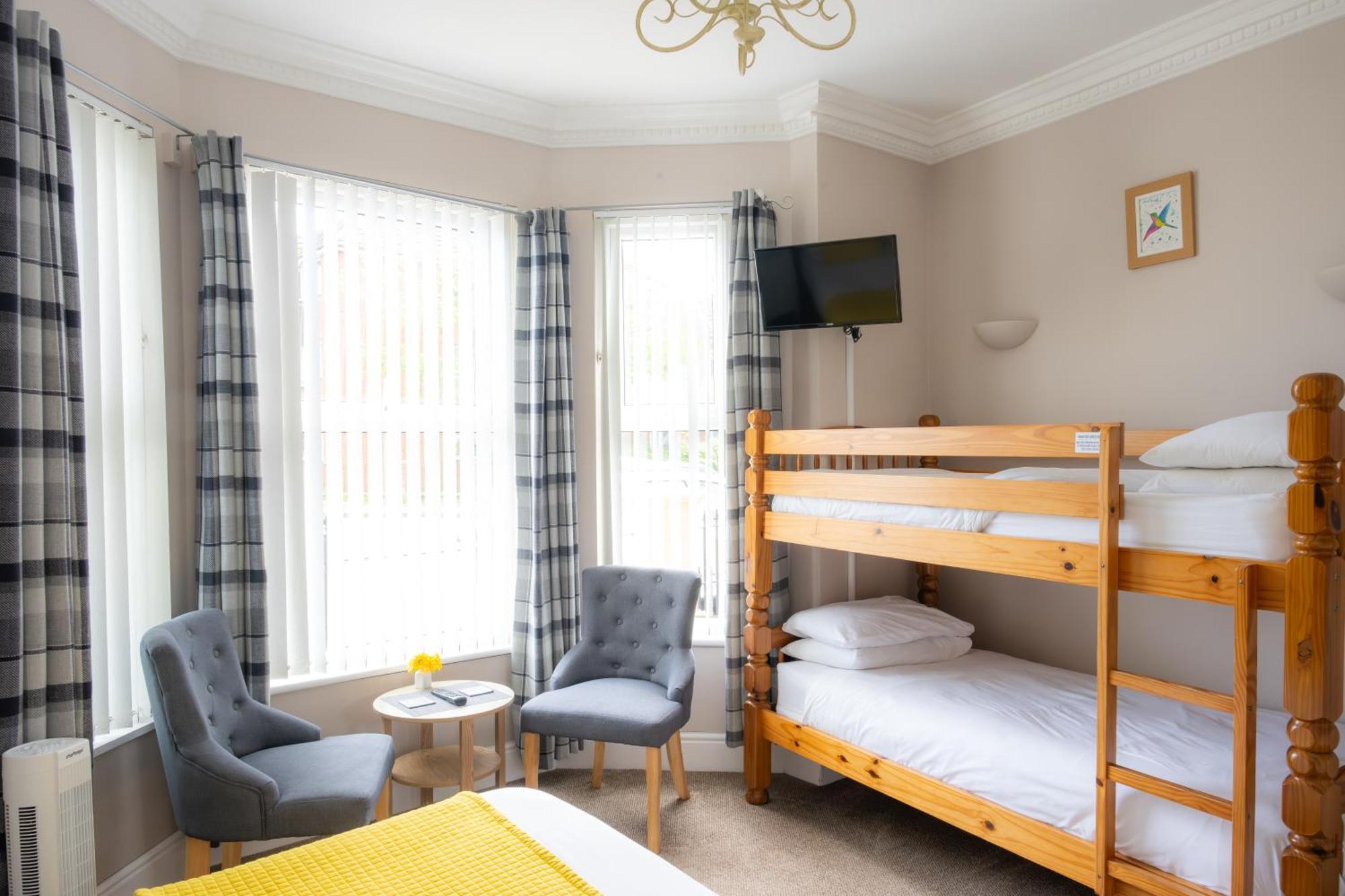 The Courtyard Guest House Great Yarmouth Eksteriør billede