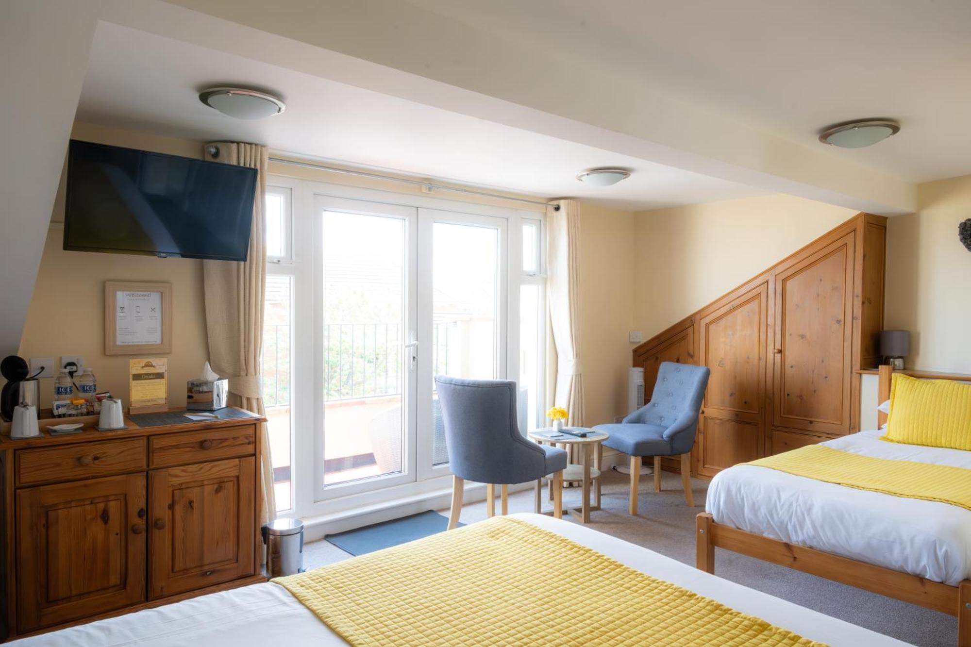The Courtyard Guest House Great Yarmouth Eksteriør billede