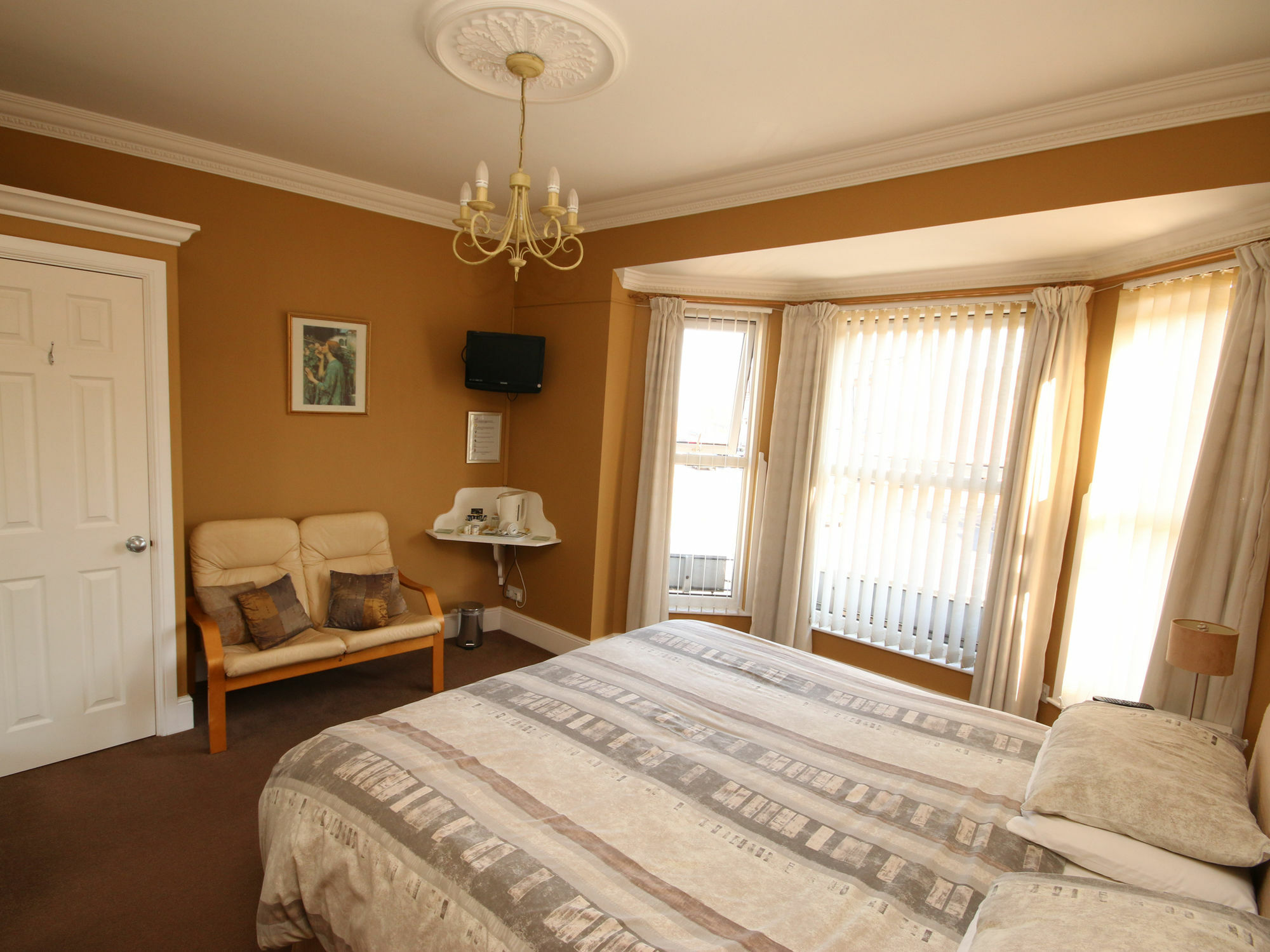 The Courtyard Guest House Great Yarmouth Eksteriør billede